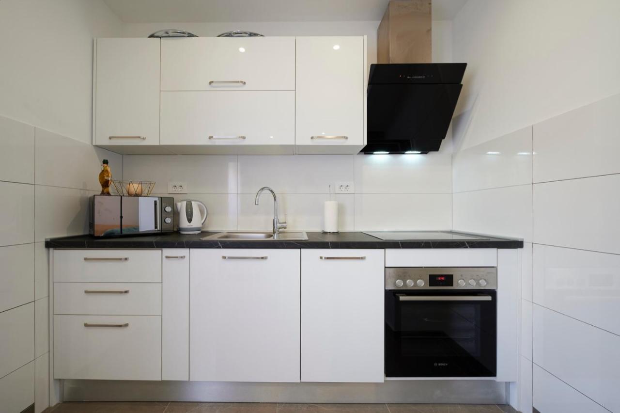 Apartament Marija *